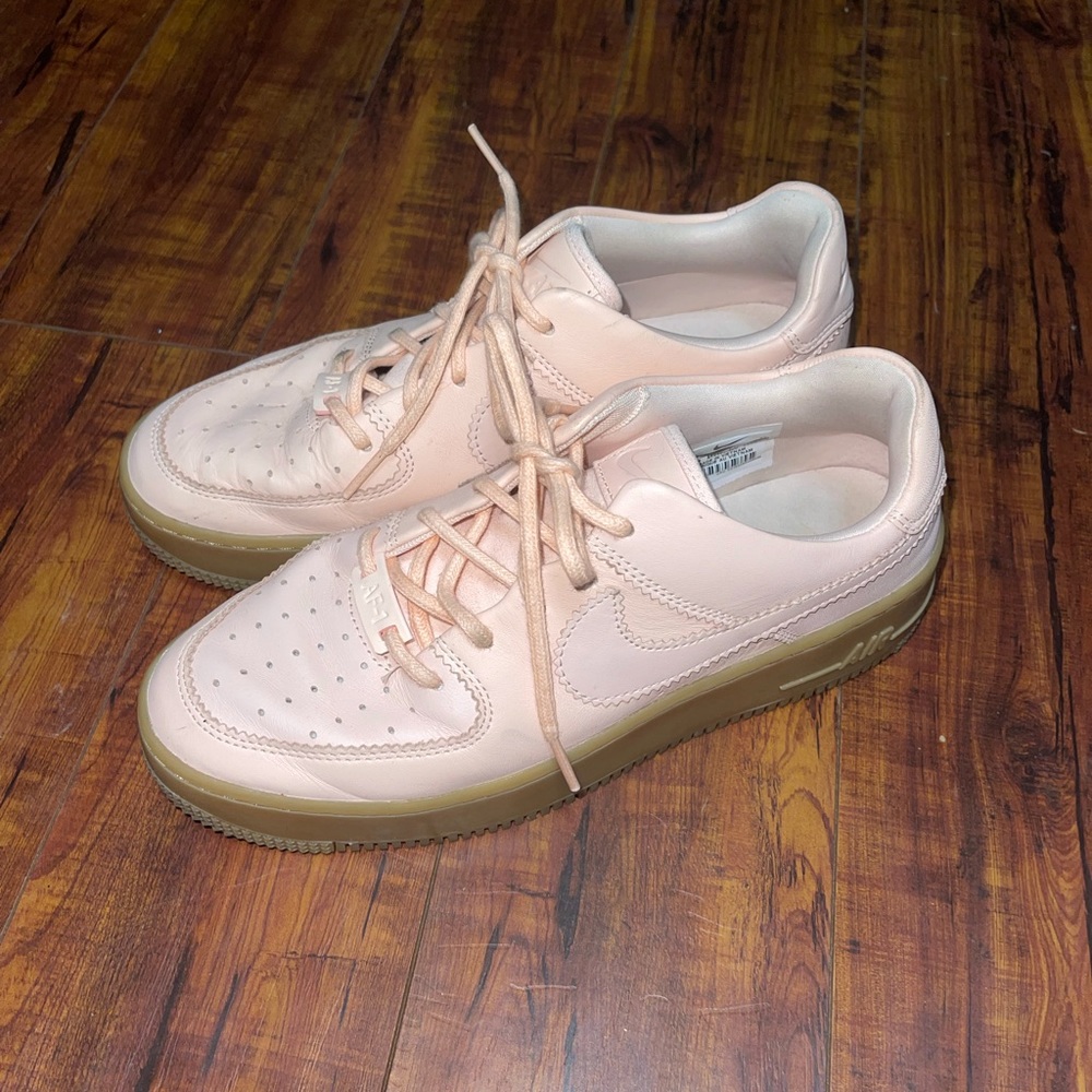 Nike Air Force 1